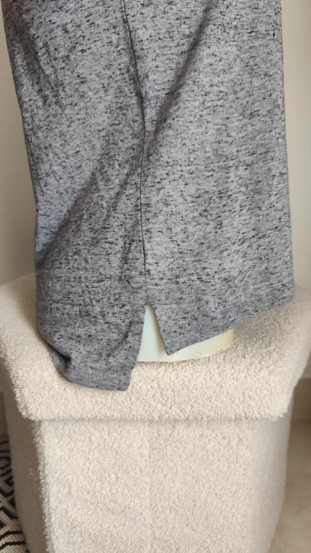 Gray t-shirt with small shoulder pads rock look Size 38 - Jennyfer – photo 3